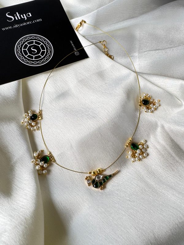 Invisible Parrot Chain – Green