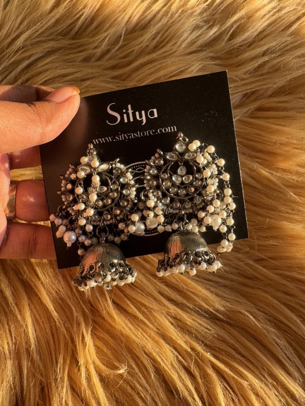 Alia Blackmetal Jhumkas