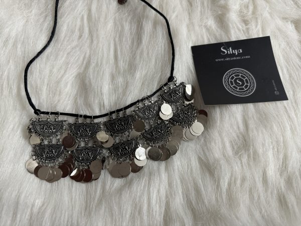 Boho Chocker – black thread
